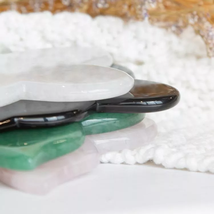 Warum werden Jade-Roller-Gua-Sha-Sets zu einem unverzichtbaren Hautpflegeprodukt für jeden?